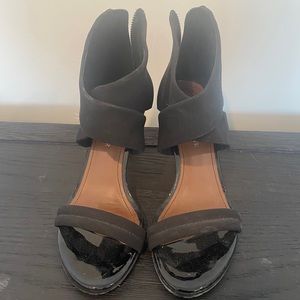 Donald J. Pliner Heels